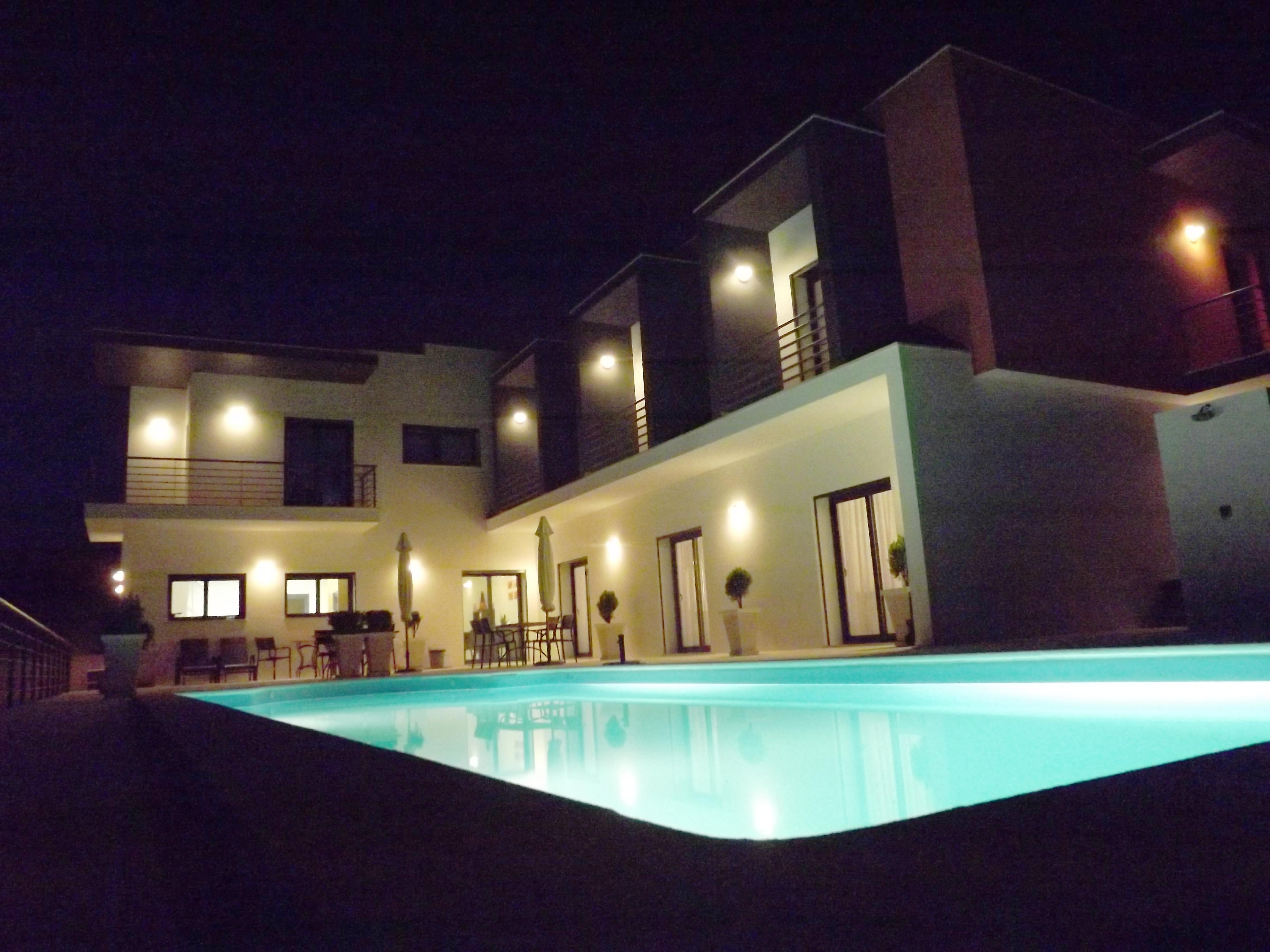 Casa Ceedina Bed And Breakfast & Beauty Batalha Eksteriør bilde