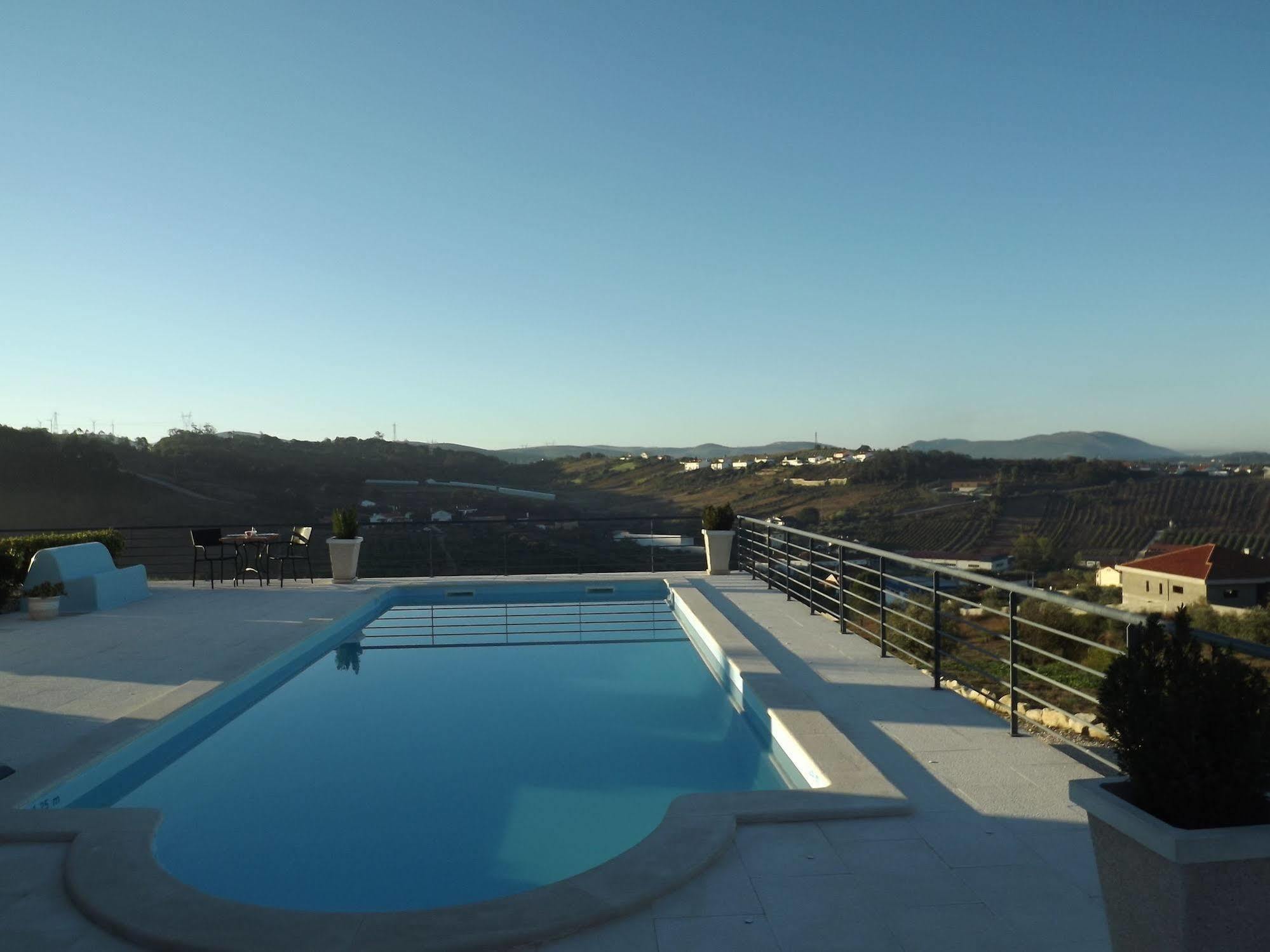 Casa Ceedina Bed And Breakfast & Beauty Batalha Eksteriør bilde