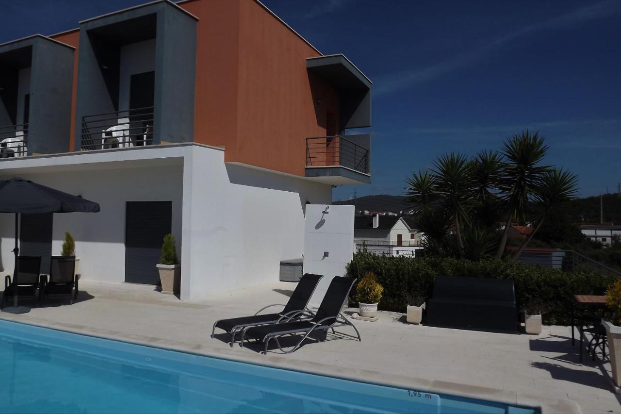 Casa Ceedina Bed And Breakfast & Beauty Batalha Eksteriør bilde